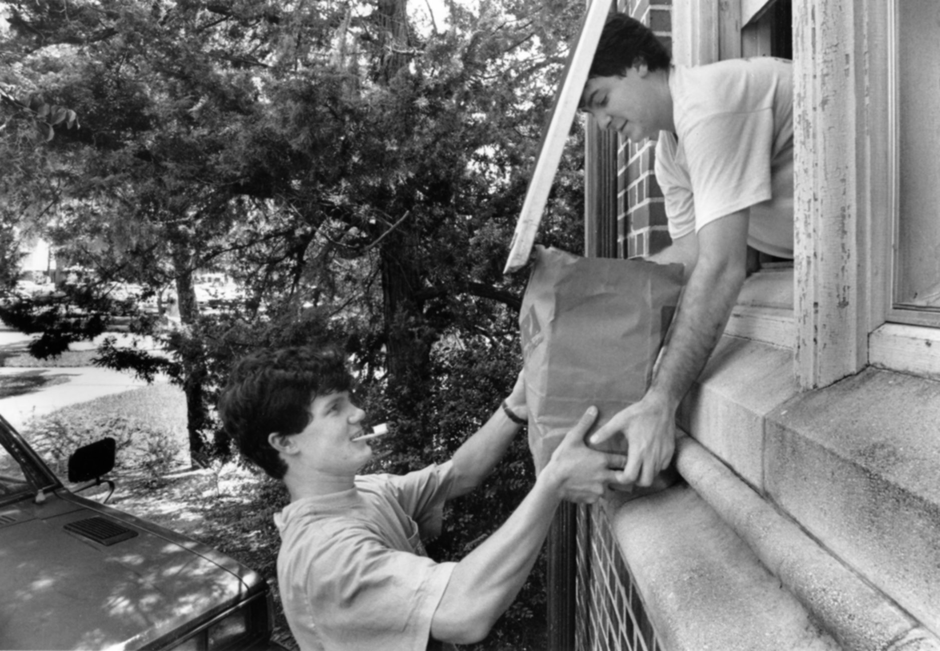 Image of students moving in c. 1980